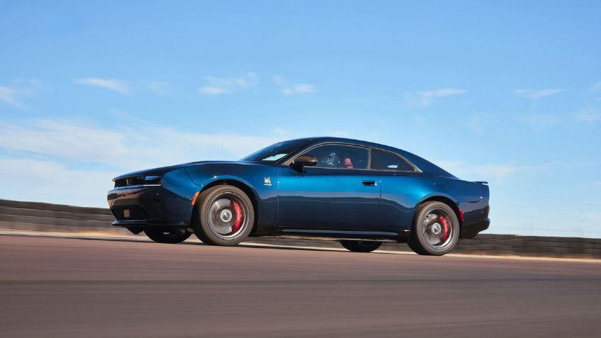 El Dodge Charger Daytona EV del 2024 demuestra que los muscle car si pueden ser eléctricos y divertidos
