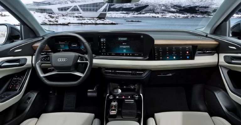 Interior de la Audi Q6 e-Tron 2025