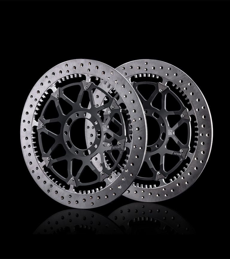 La primera moto con discos con aletas Brembo T-Drive