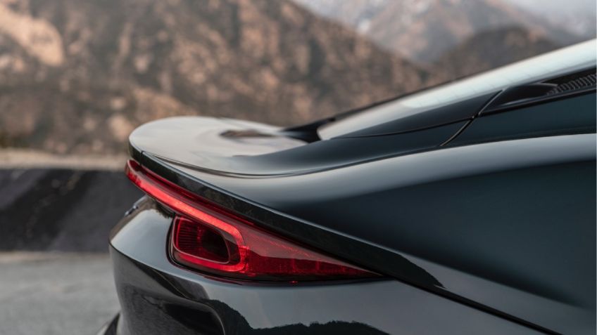 Prestaciones motoras de Lotus Emira: ¿Qué podemos esperar de este vehículo exclusivo?