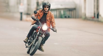 ¿Cuánto corre una motocicleta café racer de Carabela?