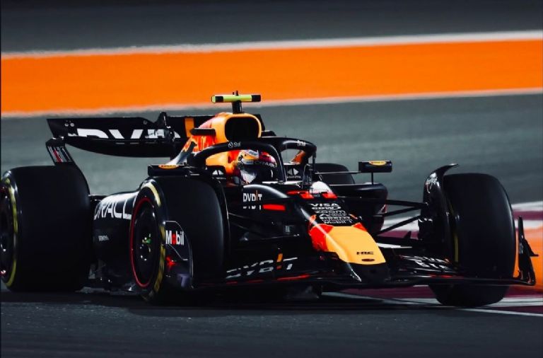 Christian Horner respeta a Checo Pérez