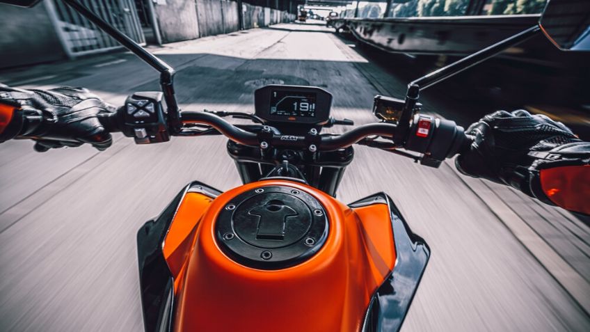 ¿Ir en moto al trabajo? Pros y contras de hacerlo