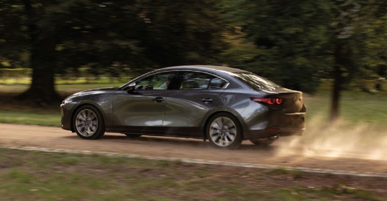 Mazda 3 Sedán 2024
