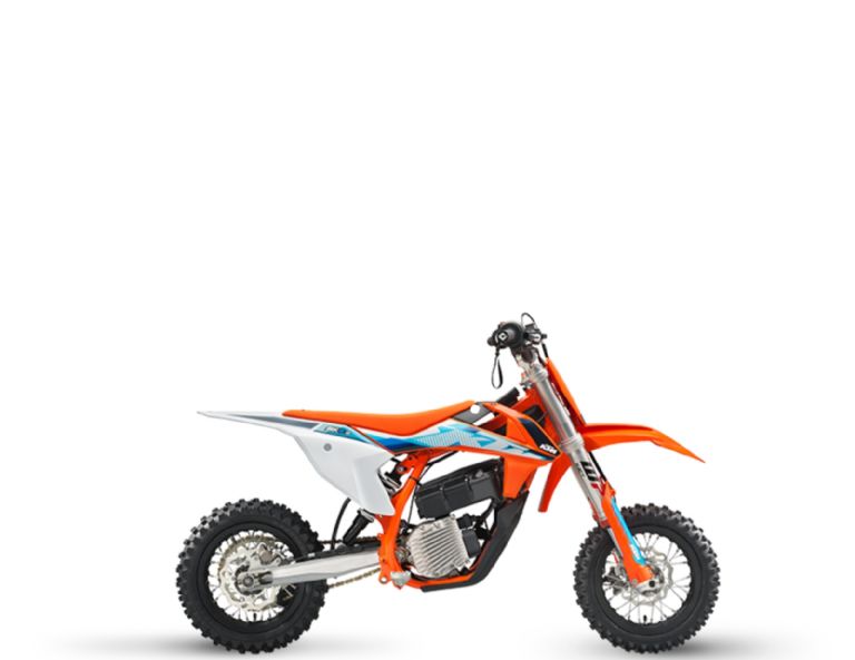 Cuánto cuesta la KTM SX-E 3 2024