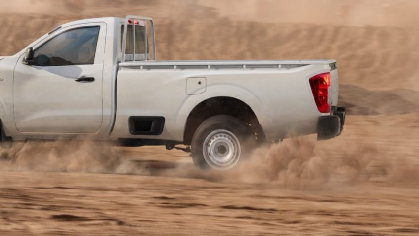 Su precio es como el de un sedán de Nissan, pero se trata de una pick-up barata