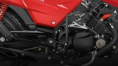 Esta moto NO es china, pero arranca el 2024 como una de las más baratas del mercado