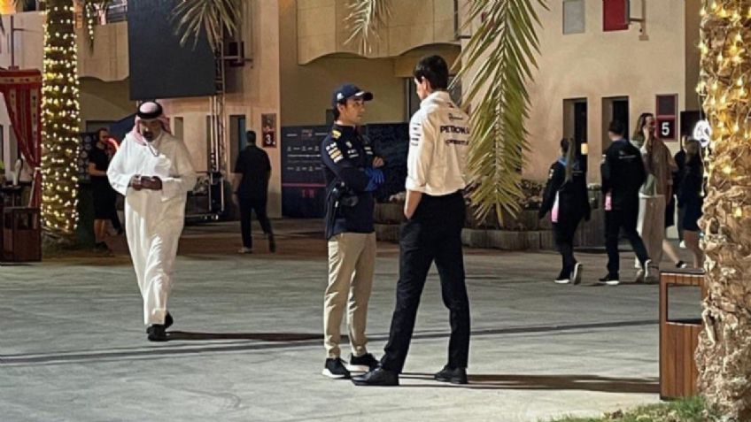 Checo Pérez y Toto Wollf: ¿Qué podría significar su conversación?