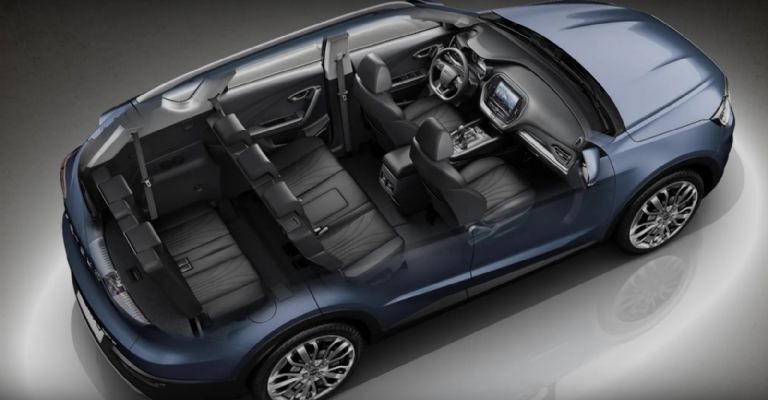 Motor e interior de la X70 Plus 2024