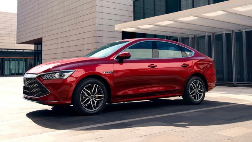 El auto híbrido chino que será una pesadilla para el Toyota Corolla HEV por barato