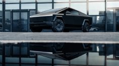 ¡Alerta, conductores! Tesla llama a revisión a casi 4 mil Cybertruck por fallas