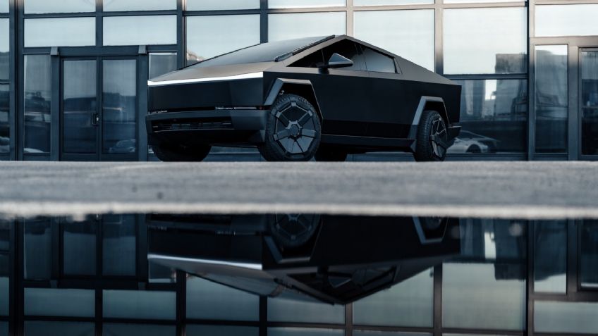¡Alerta, conductores! Tesla llama a revisión a casi 4 mil Cybertruck por fallas