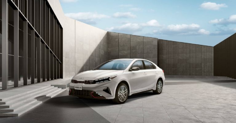 Kia Forte Sedán 2024