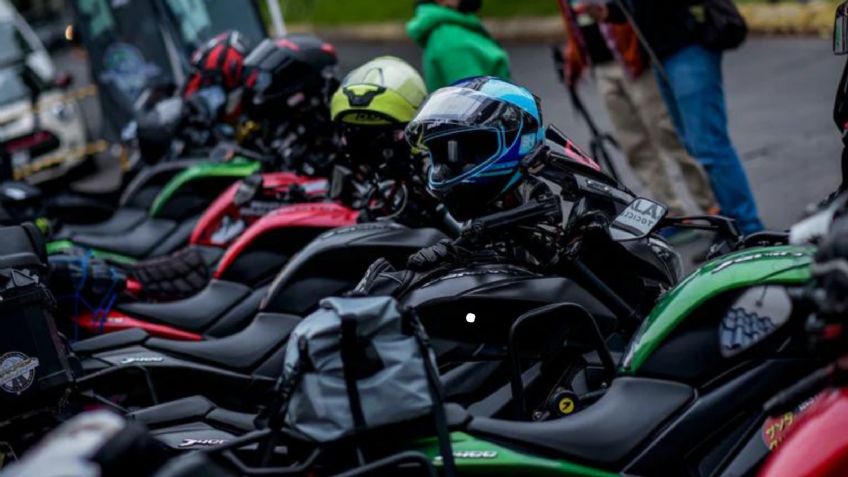 Contén la respiración antes de ver la moto de Bajaj con las 3b's: Buena, bonita y barata