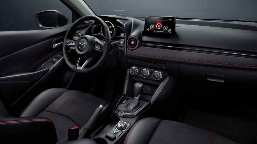 Contén la respiración antes de ver el hatchback de Mazda con las 3b's: Bueno, bonito y barato