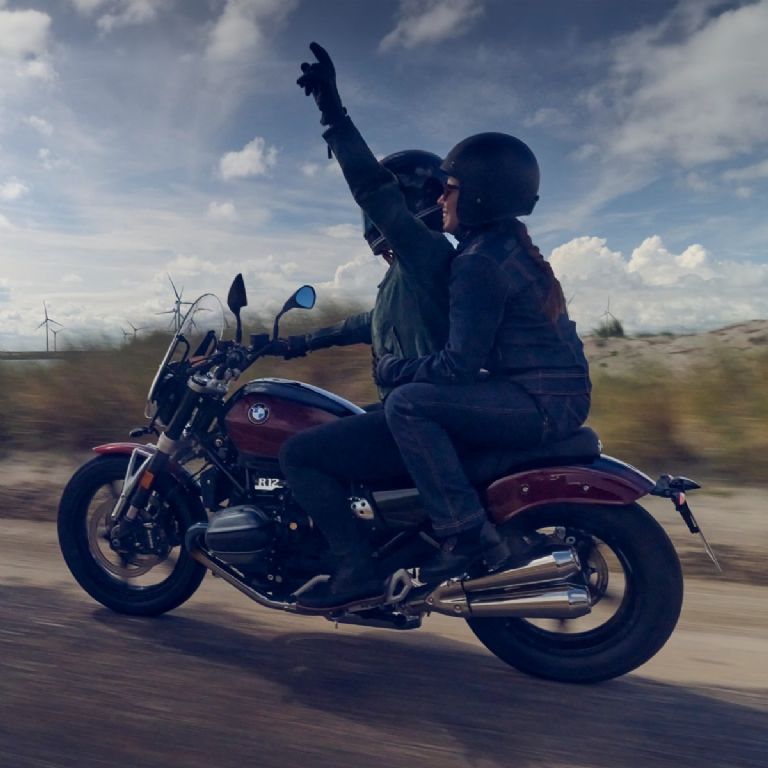 Esta es la mejor cilindrada de una moto para salir a carretera o autopista