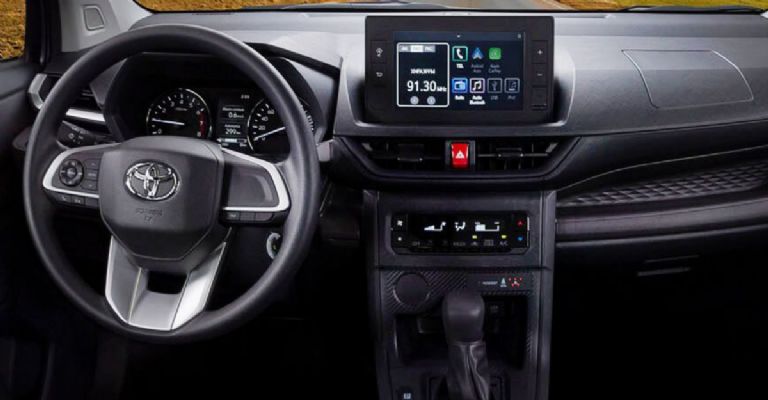 Toyota Avanza 2024