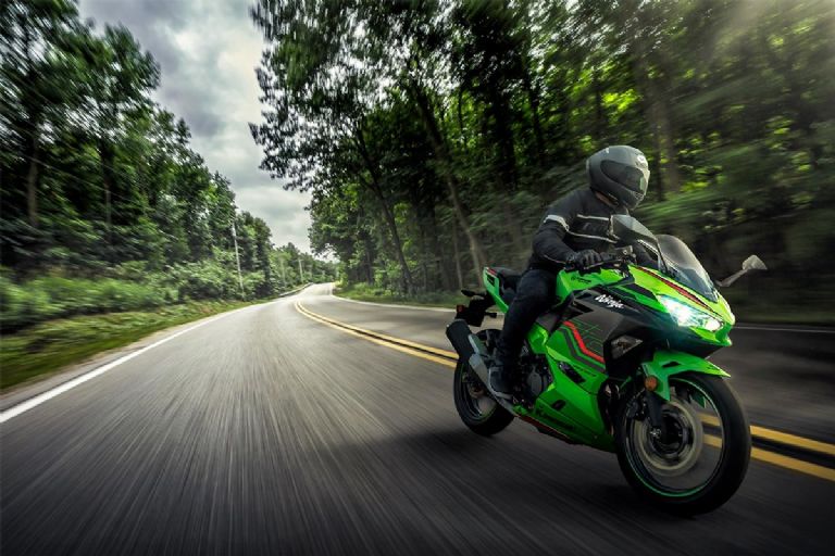Kawasaki Ninja 400 KTR Edition