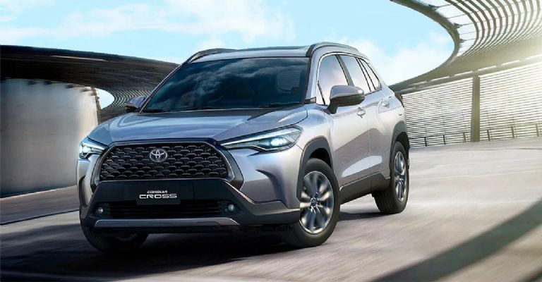 Toyota Corolla Cross HEV 2024