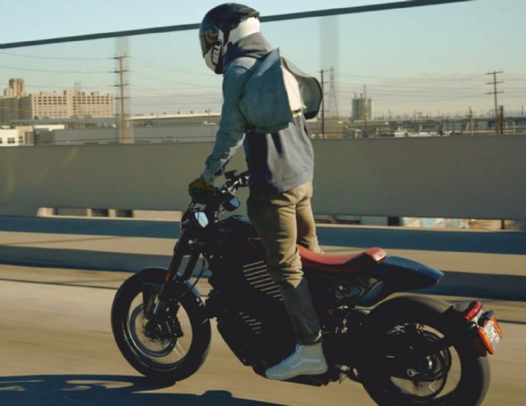 LiveWire S2 Mulholland Así es la primera moto cruiser eléctrica de Harley-Davidson