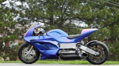 ¿Una moto con turbina Roll-Royce de helicóptero? Así de veloz es la MT 420 RR