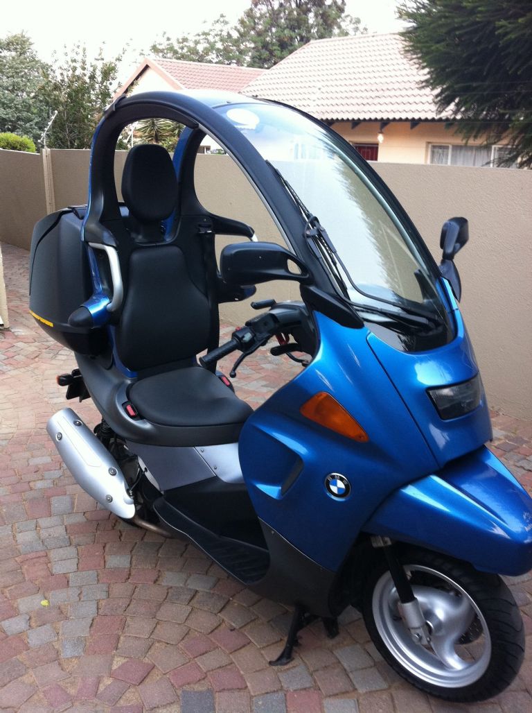 Así sería el nuevo scooter con techo BMW C1