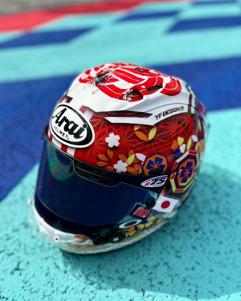 Casco de moto Arai