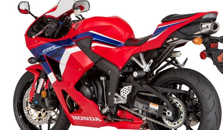 Qué precio tiene la moto Honda CBR600RR 2024