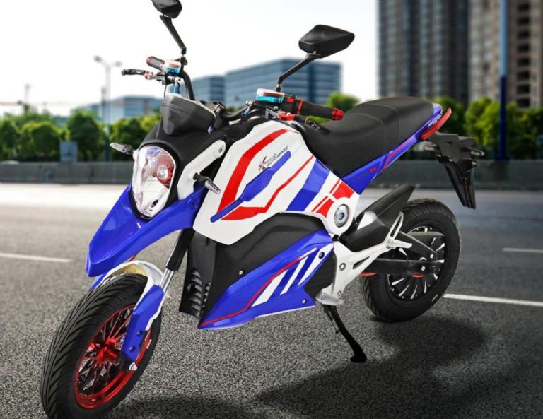 Estas moto eléctricas de Kiwo se venden en Waldos