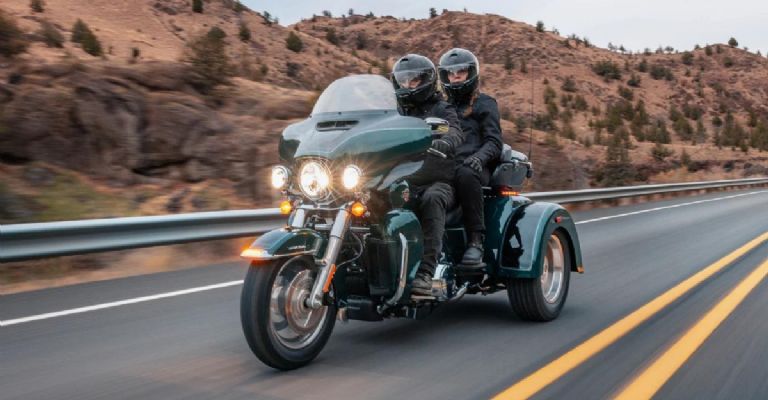Harley-Davidson Tri Glide Ultra 202