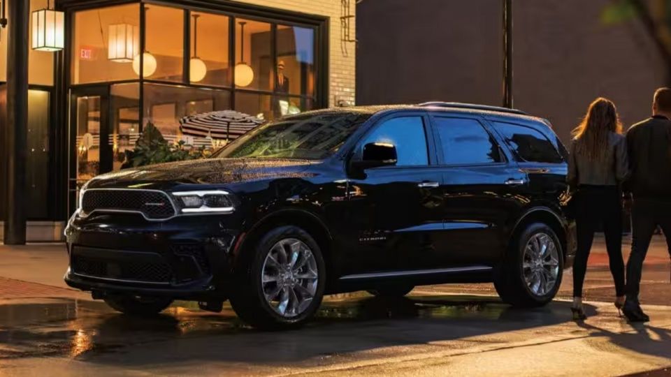 Ve el precio de esta SUV mediana de Dodge