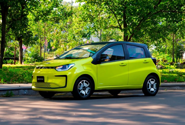 JAC E10x 2024 Este auto eléctrico ahora cuesta menos