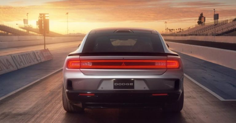 Diseño del Dodge Charger 2025