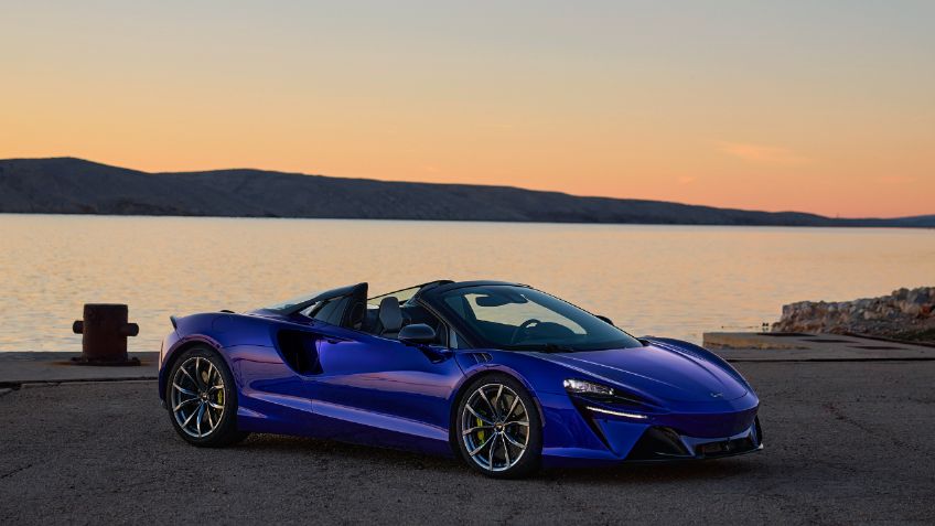 McLaren Artura Spider: Superauto británico e híbrido que es todo un rompecorazones