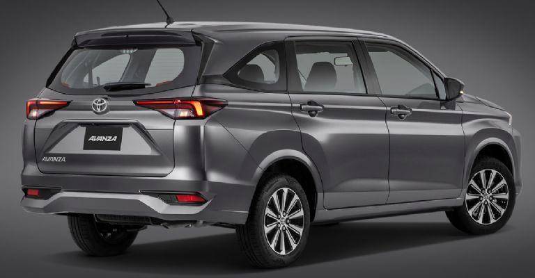 Toyota Avanza 2024