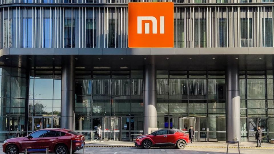 ¿Sin humanos? Así funciona la fábrica de autos de Xiaomi en China