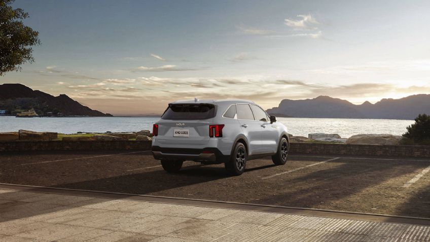 ¿Cuál es la SUV mediana de Kia en 2024?