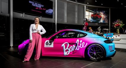 Barbie piloto en el Porsche Sprint Challenge GB Championship, la marca se pinta de rosa