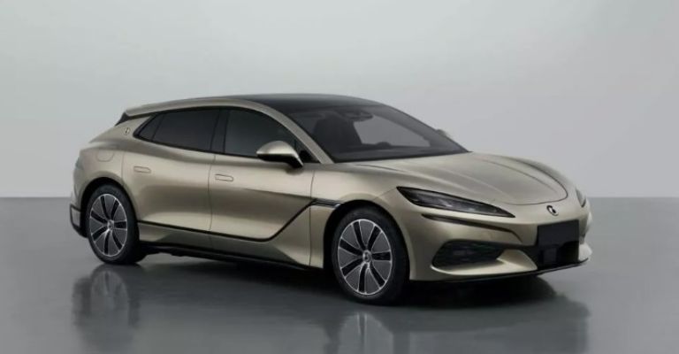 Diseño del Denza Z9 GT