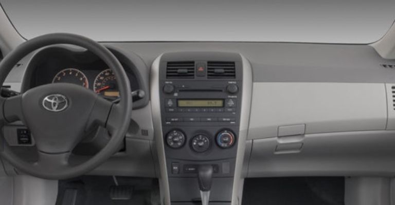 Toyota Corolla interior 2009