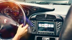 ¿Cómo poner Apple CarPlay y Android Auto en mi auto viejo?