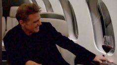Michelle Salas presume foto con Luis Miguel a bordo de un avión privado