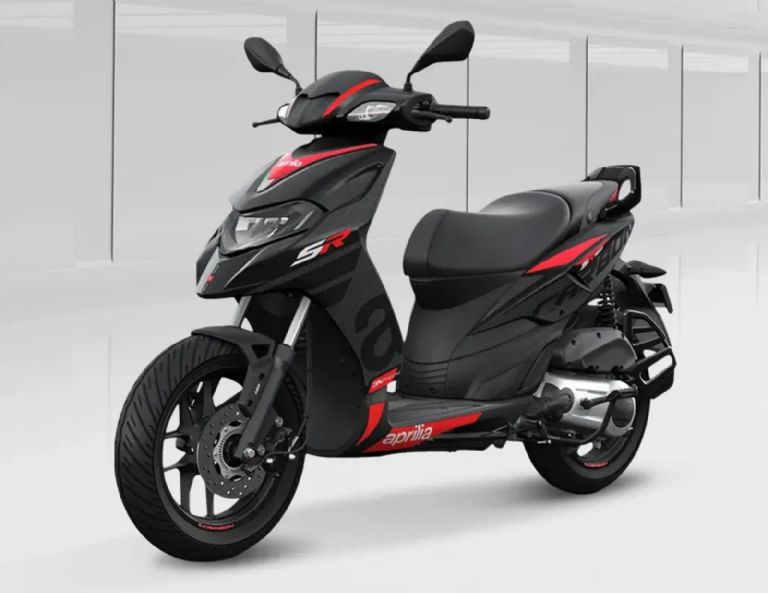 Aprilia SR 160 Carbon