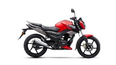 Esta moto NO es china, pero sí una de las más tecnológicas y baratas del mercado