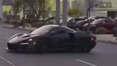 Foto ilustrativa de la nota titulada Video viral: Youtuber choca un McLaren Senna e impacta en una agencia de Lexus