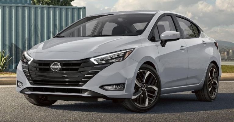 Precios del Nissan Versa 2024