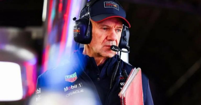 Adrian Newey podría irse de Red Bull.