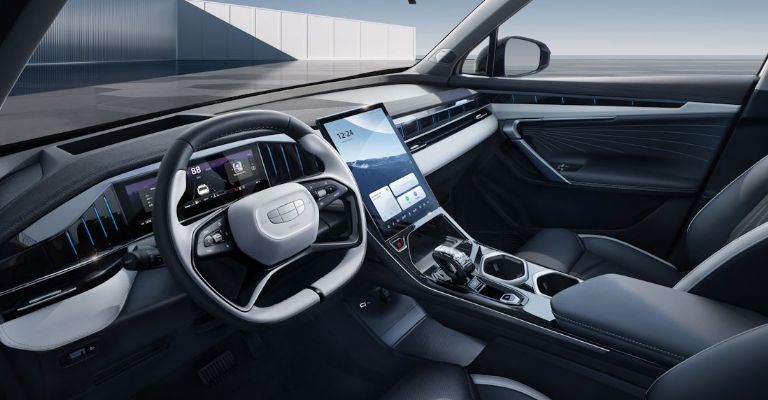 Motor e interior de la Geely Starray 2024