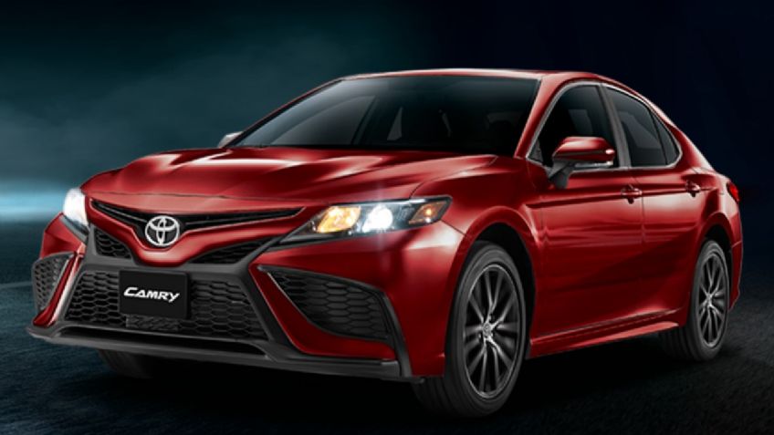 Toyota Camry 2024: Lo bueno, lo malo y lo feo de este sedán, ¿vale la pena comprarlo?