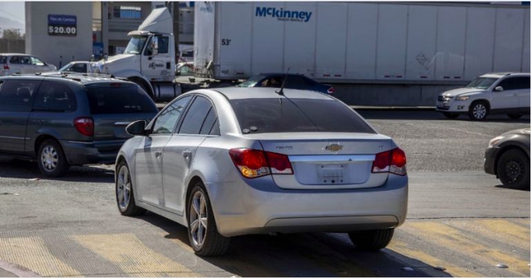 Regularización autos chocolate 